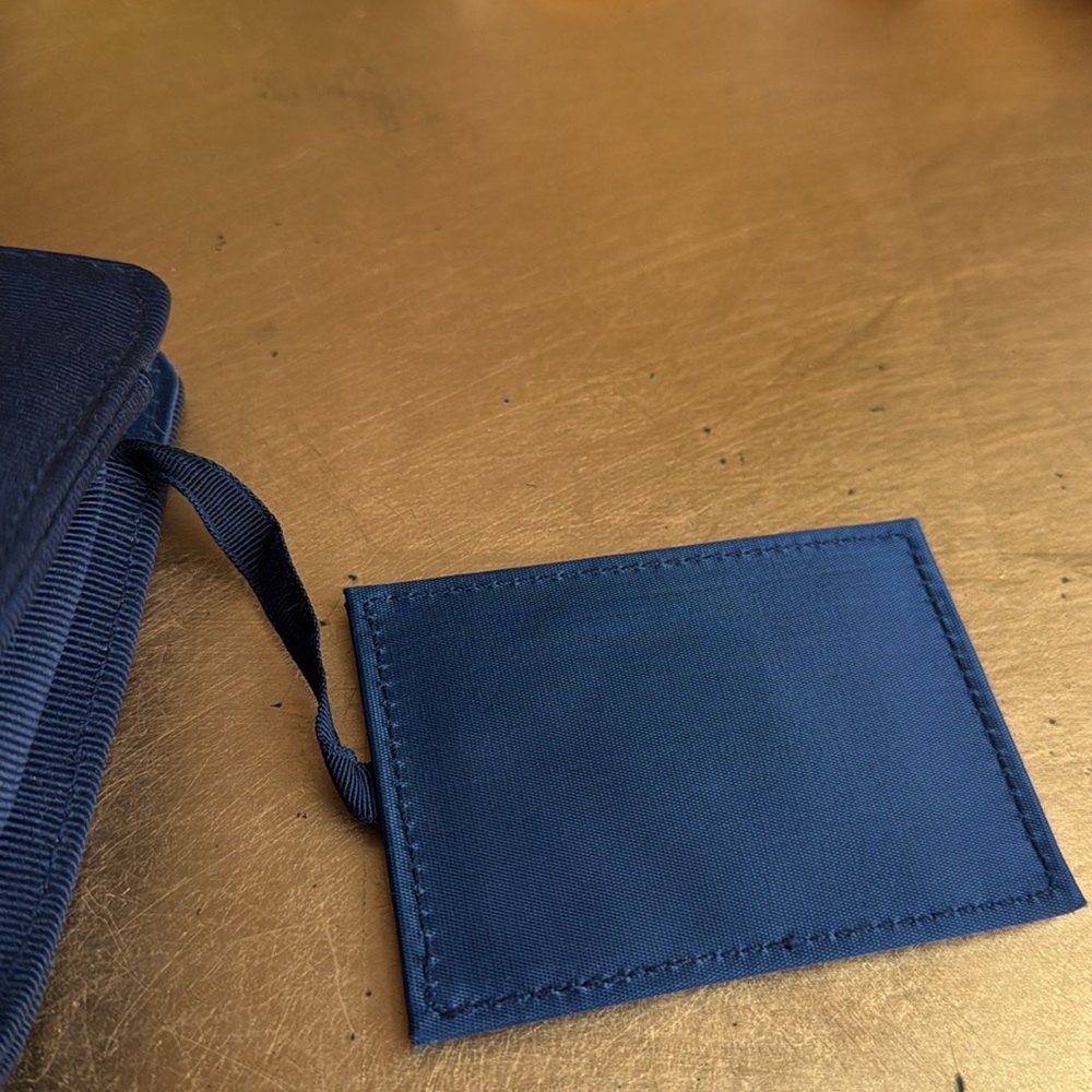 NWOT! Christian Dior Parfums Trousse de Toilette Clutch Bag in Navy - Picture 11 of 11
